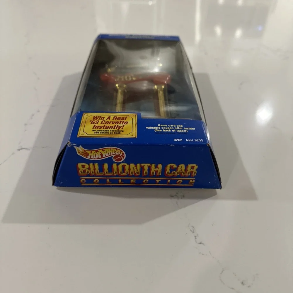 1990 Hot Wheels Billionth Car Edition 68 Corvette Stingray #9252